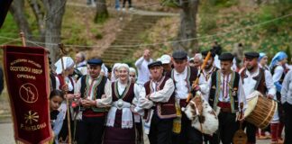 Гласот на предците – Никола Стојов и македонската гајда