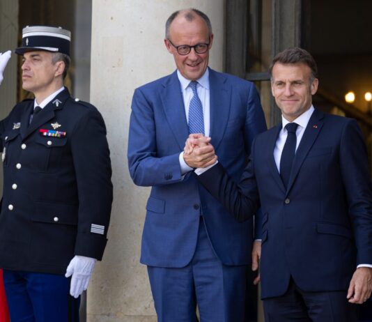 Merz Macron
