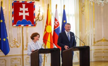 Суштината на процесот на интеграција во Европската Унија е исполнување на Копенхашките критериуми, порача Силјановска Давкова на средбата со Пелегрини