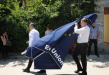 Оската на одлучување се поместува од Брисел
