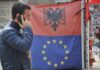 Брисел зазема страна во политичката криза во Албанија со предупредување до Тирана