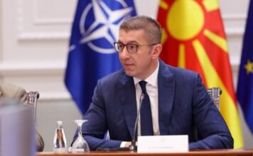 Ги прифаќаме сите барања на СДСМ и Левица за Изборниот законик, освен електронското гласање на дијаспората, вели Мицкоски