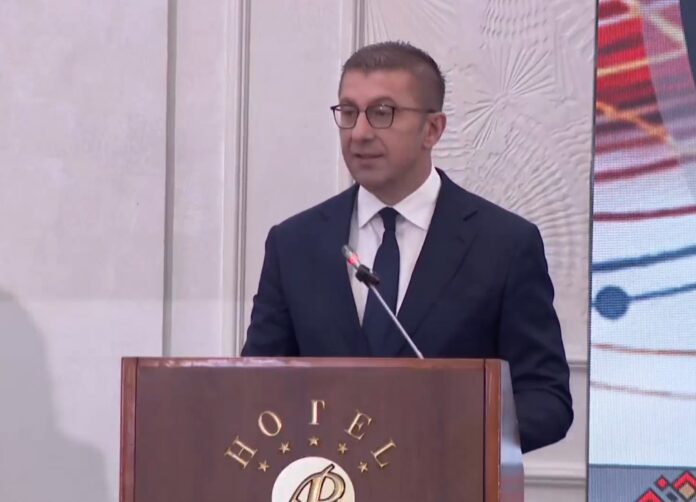 Hristijan Mickoski 2