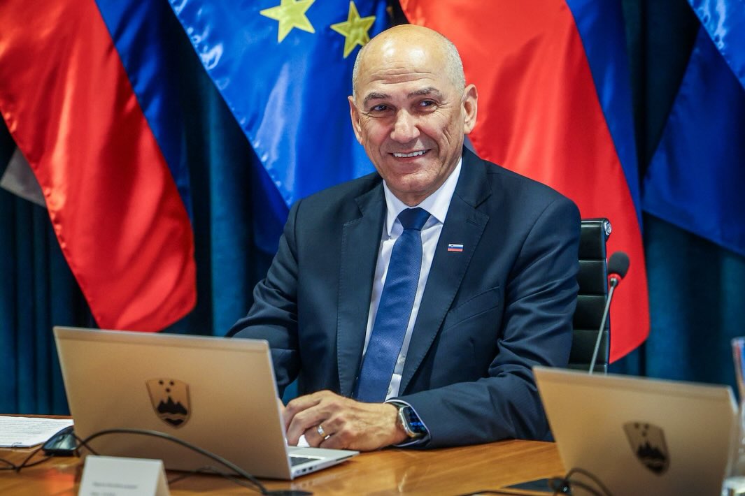 Словенија доби нова Влада на чело со Јанез Јанша