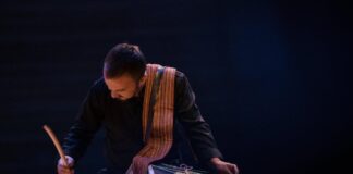 „Трансмишн“ е музичка одисеја што ги поврзува корените со иднината