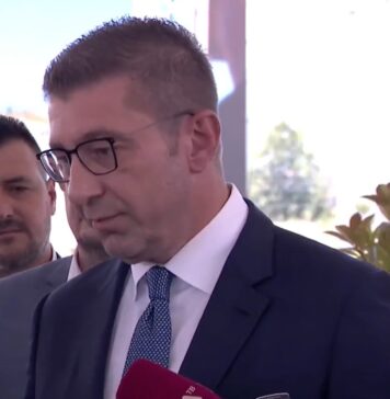 Мицкоски ја обвини опозицијата дека работи за туѓи интереси