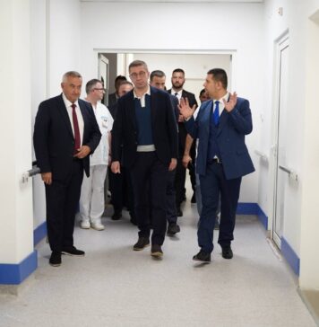 В петок и в сабота средби со коалициските партнери од „Вреди“ и ЗНАМ за најавената владина реконструкција