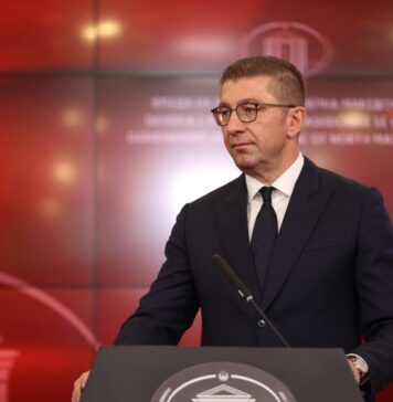 Мицкоски за уставните измени: Нема цена која што може мене како претседател на Владата да ме натера да влезам во таква авантура
