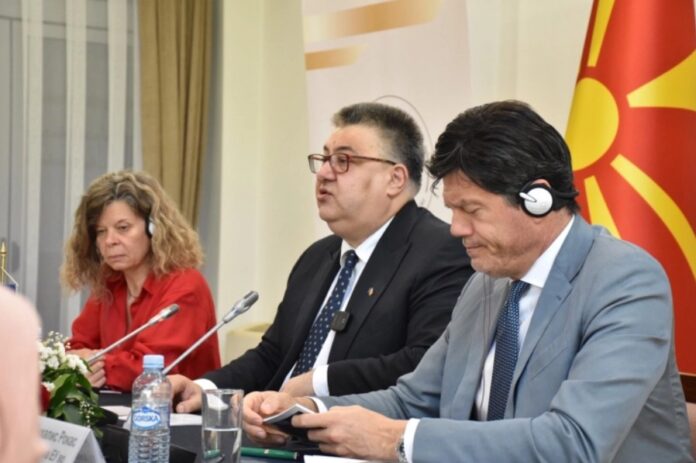 Mincev Rokas