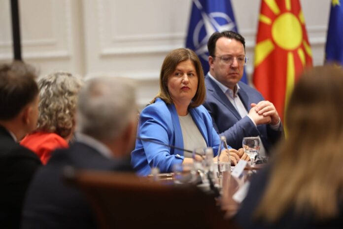sanja bozinovska - foto vlada