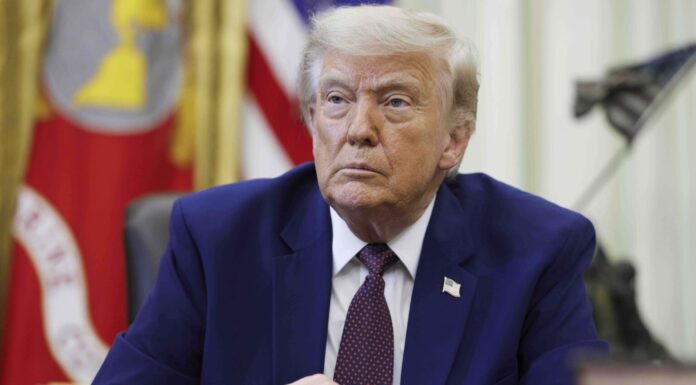 Трамп: Русија треба да се согласи на договор со Украина
