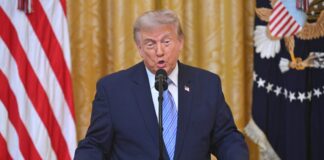 Трамп воведува царини од 50% за канадски производи, трговскиот спор со Отава дополнително ескалира