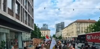 Протест во Љубљана: Демонстрантите побараа Словенија да излезе од НАТО
