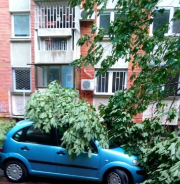 Шест повредени од невремето во Скопје примени на Клиниката „Св. Наум Охридски“
