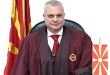 Уставниот судија Гоце Наумовски си поднесе оставка