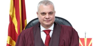 Уставниот судија Гоце Наумовски си поднесе оставка