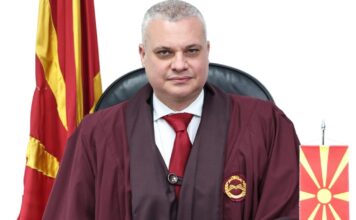 Уставниот судија Гоце Наумовски си поднесе оставка