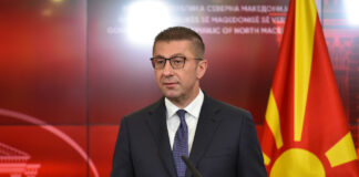 Продолжуваме да бидеме посветени на испорачување проекти како наш врвен приоритет, порача Мицкоски