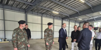 Фото: Мисајловски на увид на градежните активности во касарната „Мирче Ацев“ во Прилеп