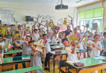 Шеесет и осум години „Колибри“!