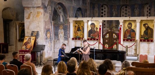 Достојно одбележани шест децении ФМУ-Скопје на „Охридско лето“