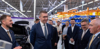Фабриката Кромберг и Шуберт во Битола беше домаќин на работна посета на премиерот Христијан Мицкоски