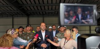 Фото: Мисајловски во посета на артилерискиот баталјон и увид на градежните активности во касарната „Мирче Ацев“ во Прилеп