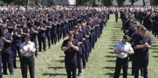 Промовирани 496 нови полицајци, Тошковски: Униформата е чест, но и голема одговорност
