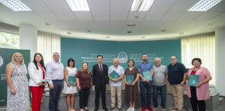 Министерот Серафимовски потпиша седум договори за промоција на домашните производи и развој на руралните средини