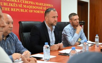 ЦУК: Водата во Гостивар е неисправна, граѓаните да не ја користат