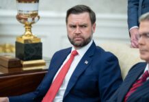 Венс: Преговорите со Иран ќе потраат, Техеран е тежок соговорник J.D. Vance