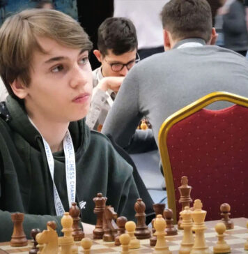 Златков извонреден втор, а забележа победа и по 131 потег!