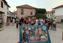 Театарската екипа „Преспав“ од Валандово ја воодушеви публиката