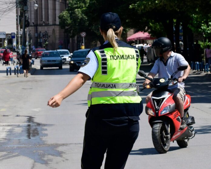 policija stopiranje1