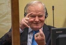 Почина генералот Ратко Младиќ epa13194418 (FILE) - Ratko Mladic prior to the pronouncement of the Appeal Judgment at the International Residual Mechanism for Criminal Tribunals (IRMCT) in The Hague, The Netherlands, 08 June 2021 (reissued 27 August 2026). Former Serbian general Ratko Mladic who was convicted of war crimes by the ICTY in 2017 died on 27 August 2026 at the age of 84. EPA/JERRY LAMPEN *** Local Caption *** 56951535