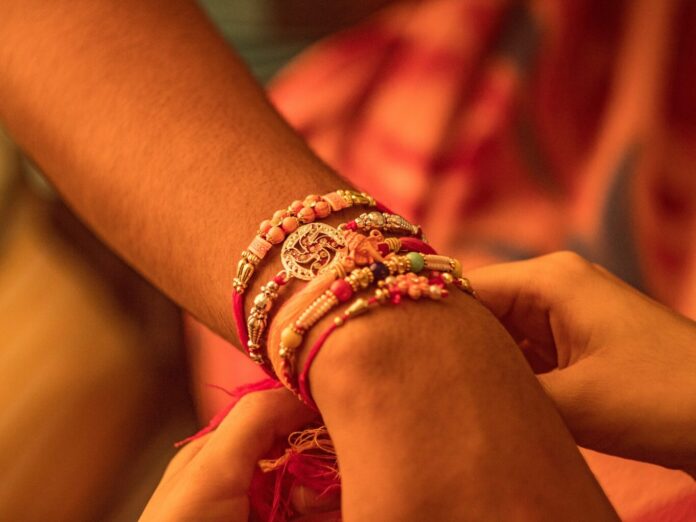 shantanukashyap-rakhi-2630652_1920