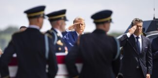 Фаталната привлечност на Америка кон војната