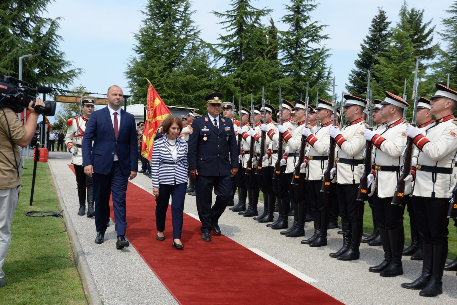 Odelezuvanje Den na Armijata