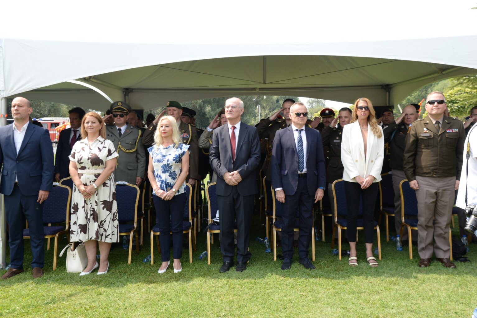 Odelezuvanje Den na Armijata