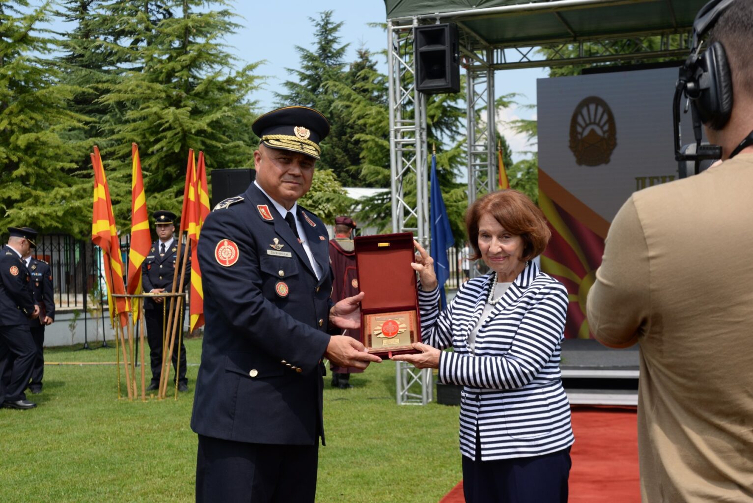 Odelezuvanje Den na Armijata