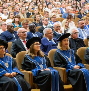 Плевнеш на академската церемонија на универзитетот „Константин Филозоф“ во Нитра