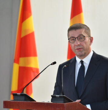 Мицкоски: Европскиот пат е нашиот пат, но со идентитетот, јазикот и културата нема играње Hristijan Mickoski