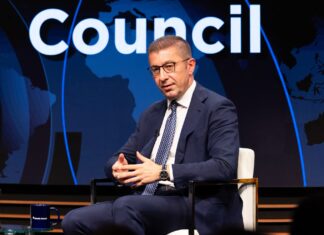 Мицкоски: Амбиција на Македонија е да стане регионална крстосница за енергија, индустрија и технологија