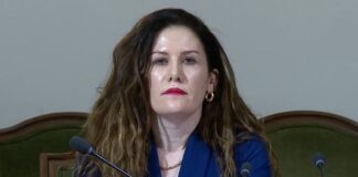 Политичко-разузнавачки земјотрес во Албанија