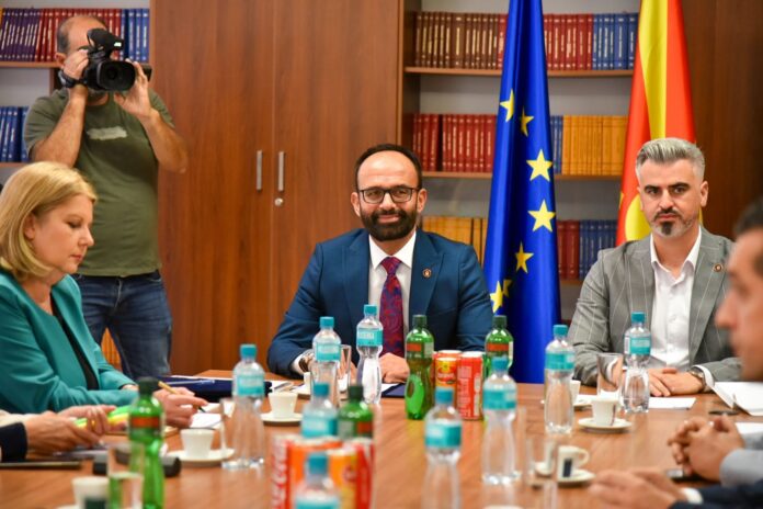 jeton sasivari rabotna grupa (4)