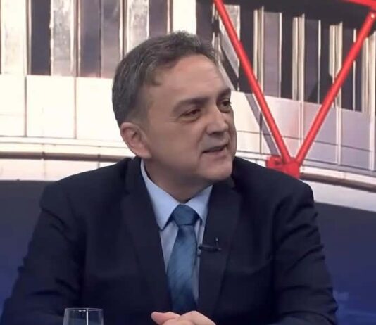 Антропологија на иронијата – „Зошто си ме, мајко, родила?“