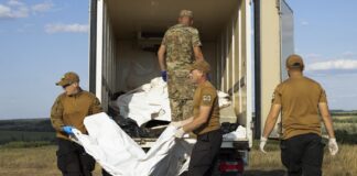 Украина и Русија разменија тела на загинати војници со посредство на Црвениот крст