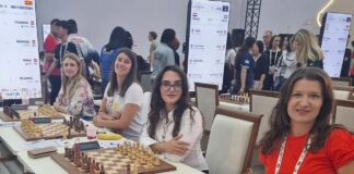 Шахистите со три победи и пораз, шахистките со половичен успех
