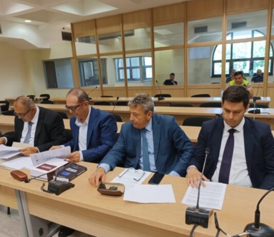 Обвинителството и одбраната со спротивставени ставови за доказите во случајот „Ристов“