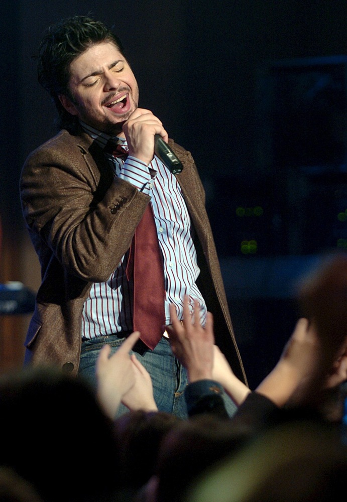 Macedonian singer Toshe Proeski died in a car accidant